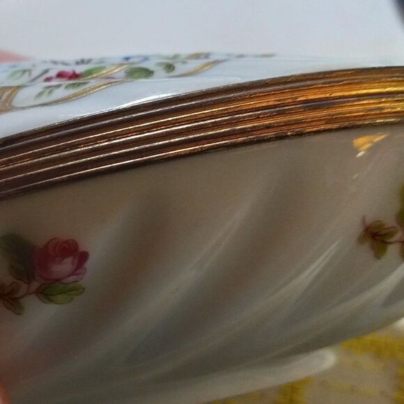 Limoges, France, Clamshell with bracelet - Picture 7 of 10